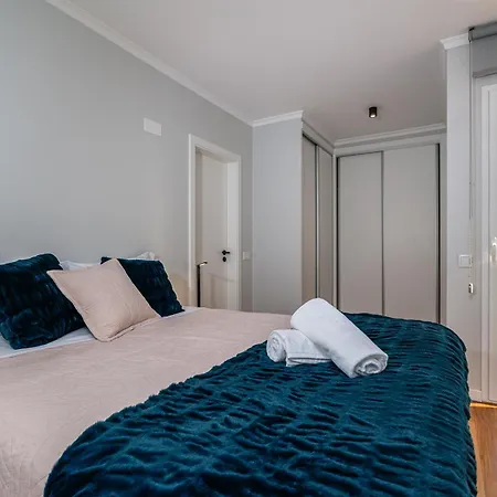 Apartament Radiantescapadela *