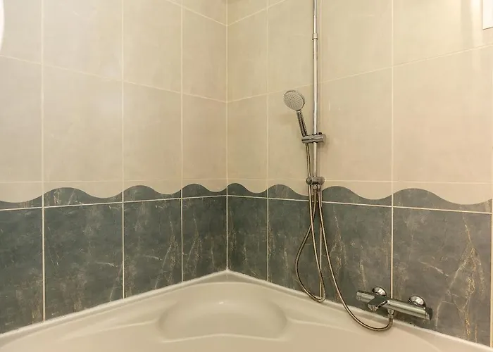 Апартаменты Radiantescapadela *